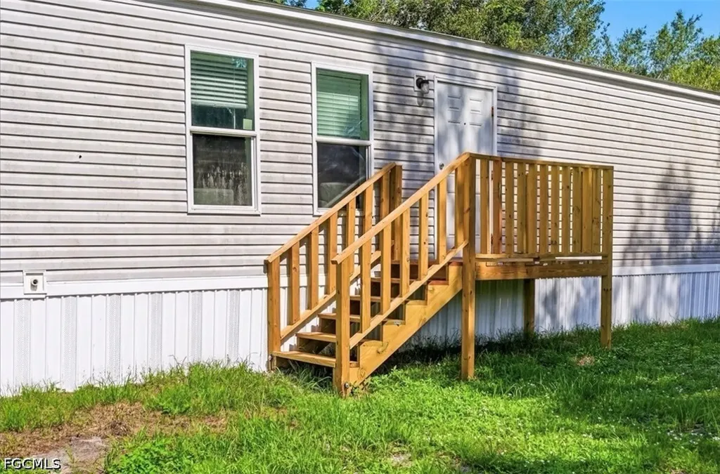 1468 Navaho Avenue Labelle FL 33935