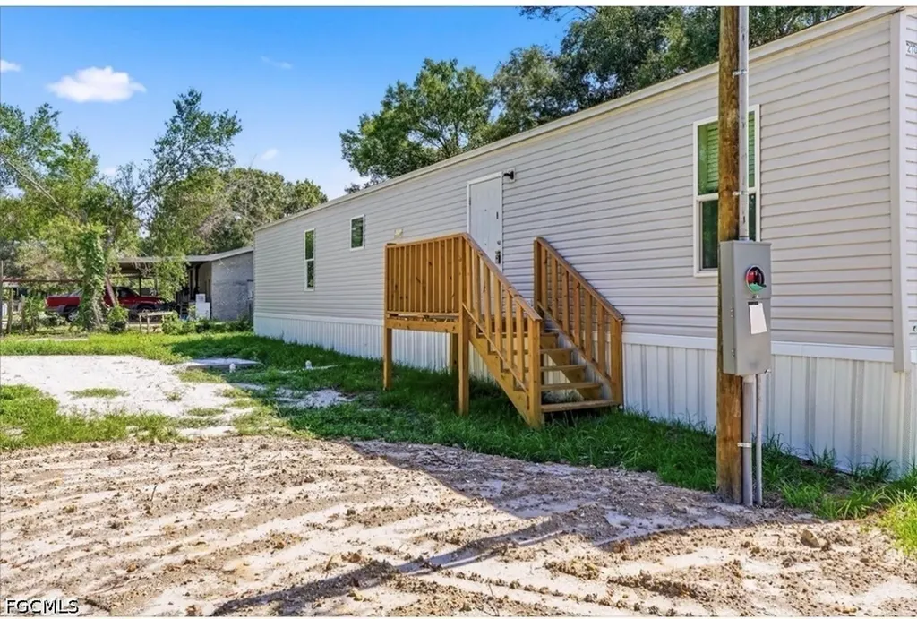 1468 Navaho Avenue Labelle FL 33935