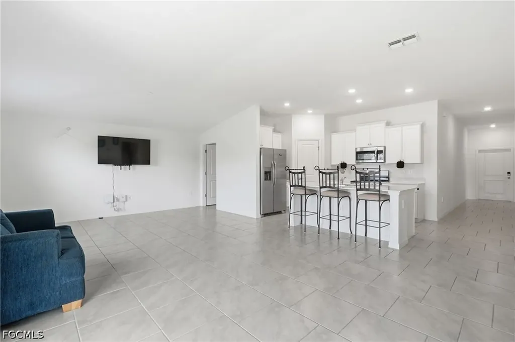 3403 34th Street SW Lehigh Acres FL 33976