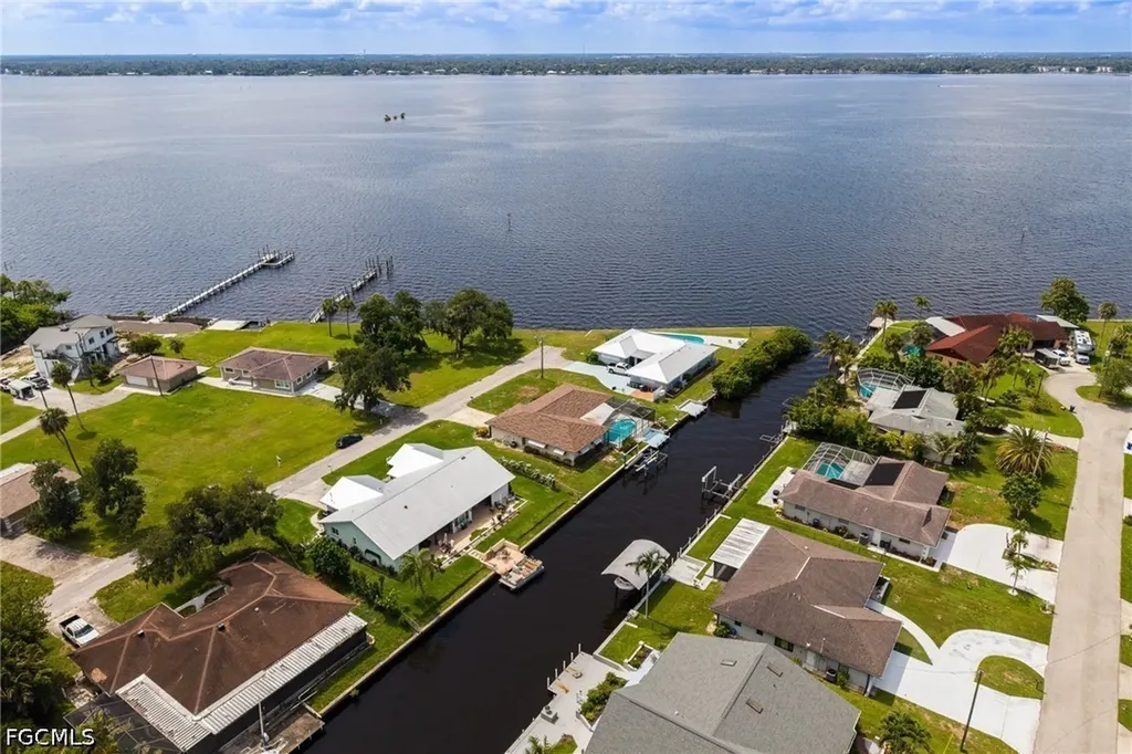 1805 Stevenson Road North Fort Myers FL 33917