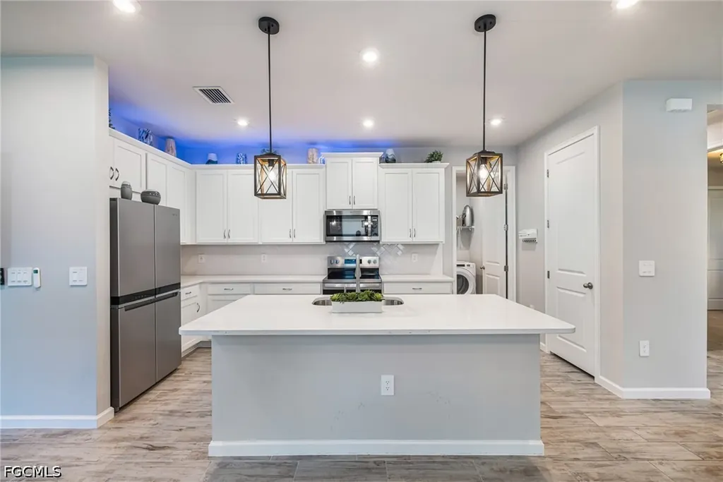6617 Upward Spring Place Fort Myers FL 33966