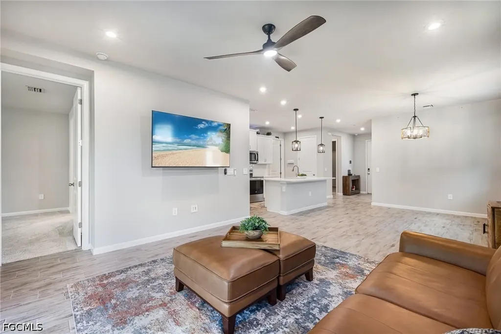 6617 Upward Spring Place Fort Myers FL 33966