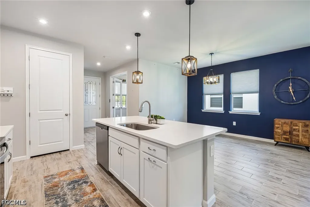 6617 Upward Spring Place Fort Myers FL 33966