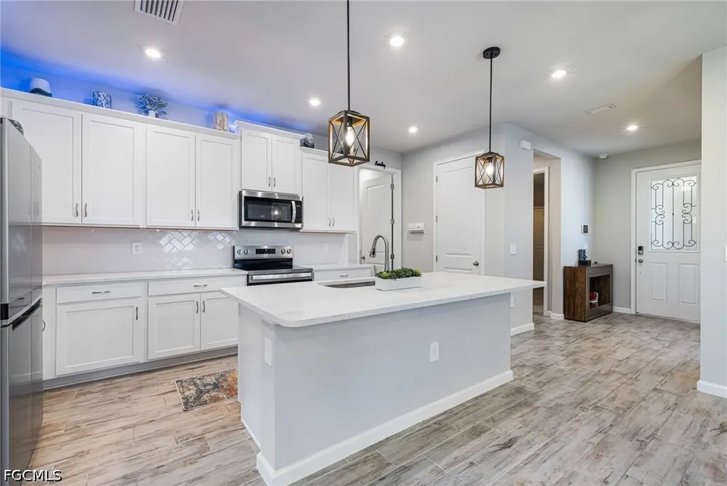 6617 Upward Spring Place Fort Myers FL 33966