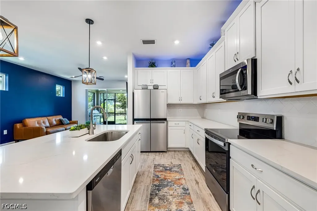 6617 Upward Spring Place Fort Myers FL 33966