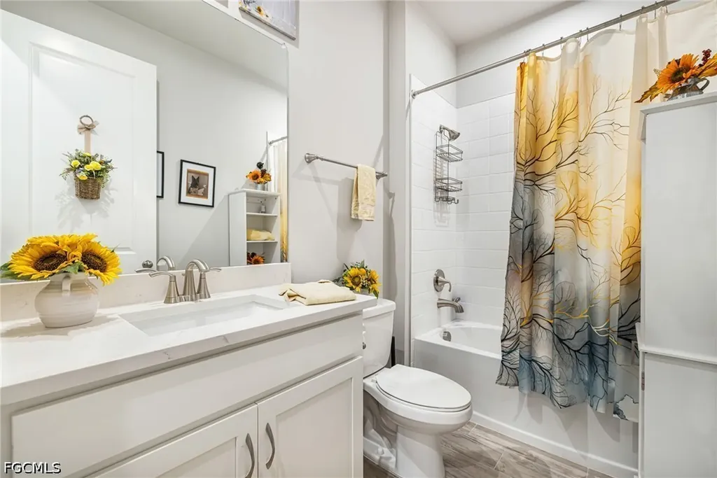 6617 Upward Spring Place Fort Myers FL 33966