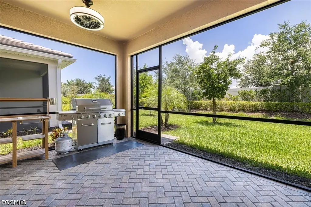 6617 Upward Spring Place Fort Myers FL 33966