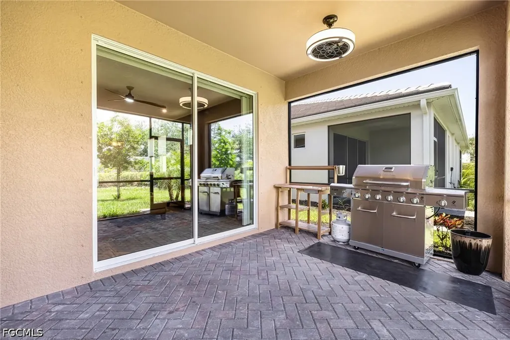 6617 Upward Spring Place Fort Myers FL 33966