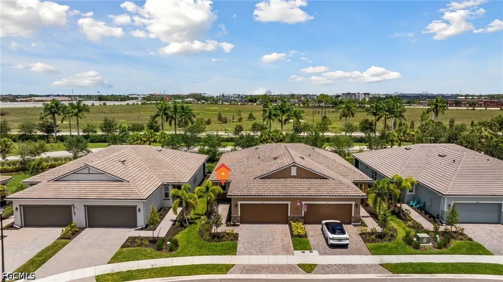 6617 Upward Spring Place Fort Myers FL 33966