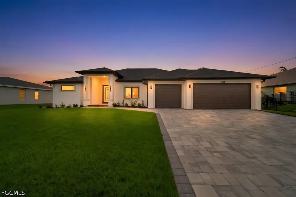 1213 NW 25th Place Cape Coral FL 33993