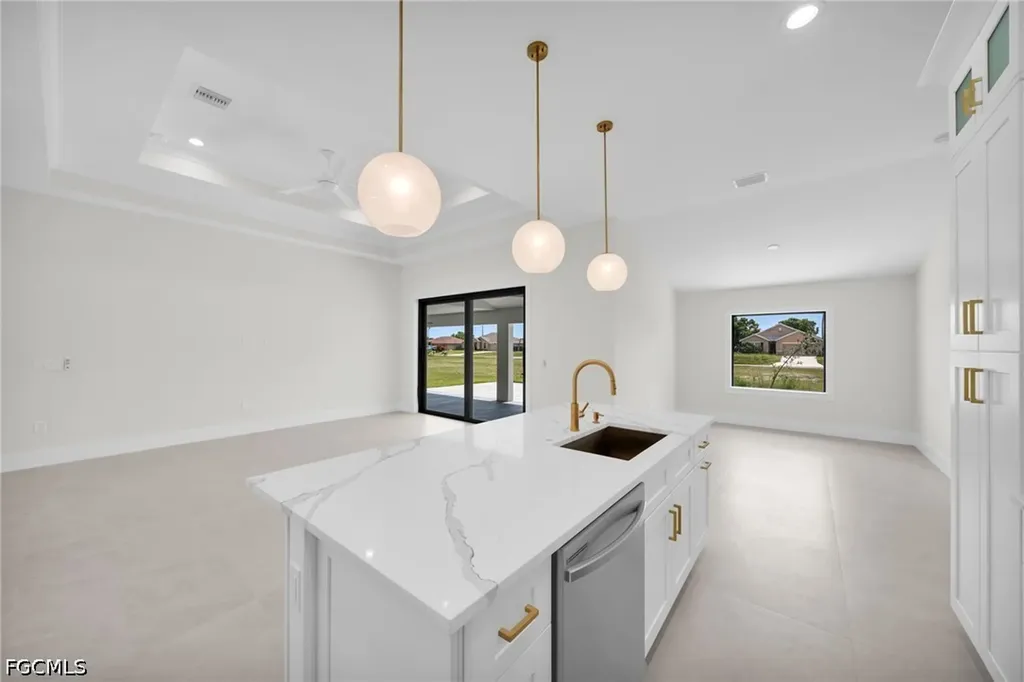 1213 NW 25th Place Cape Coral FL 33993