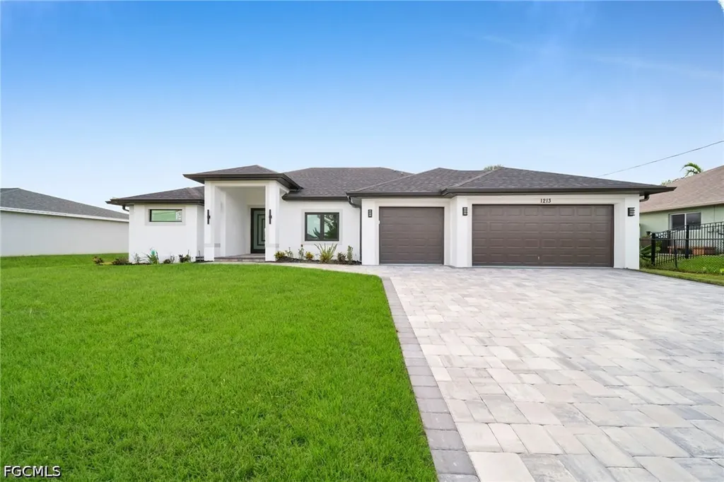 1213 NW 25th Place Cape Coral FL 33993