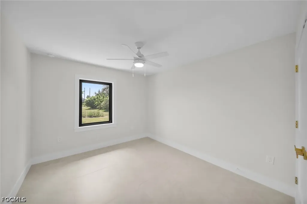 1213 NW 25th Place Cape Coral FL 33993
