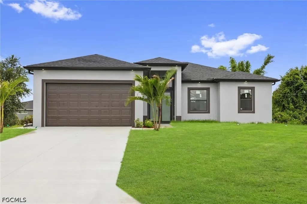 2815 37th Street SW Lehigh Acres FL 33976