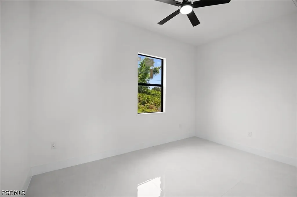 2815 37th Street SW Lehigh Acres FL 33976