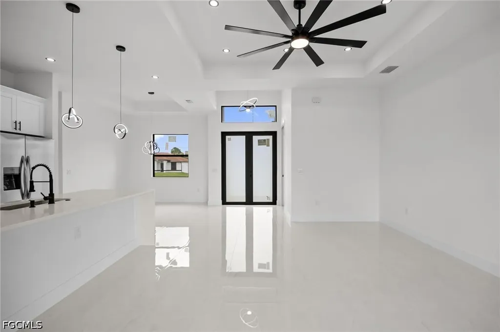 2815 37th Street SW Lehigh Acres FL 33976