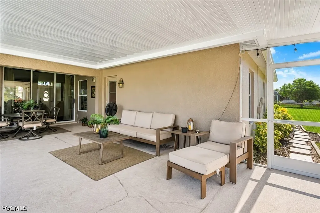 1215 SW 31st Terrace Cape Coral FL 33914