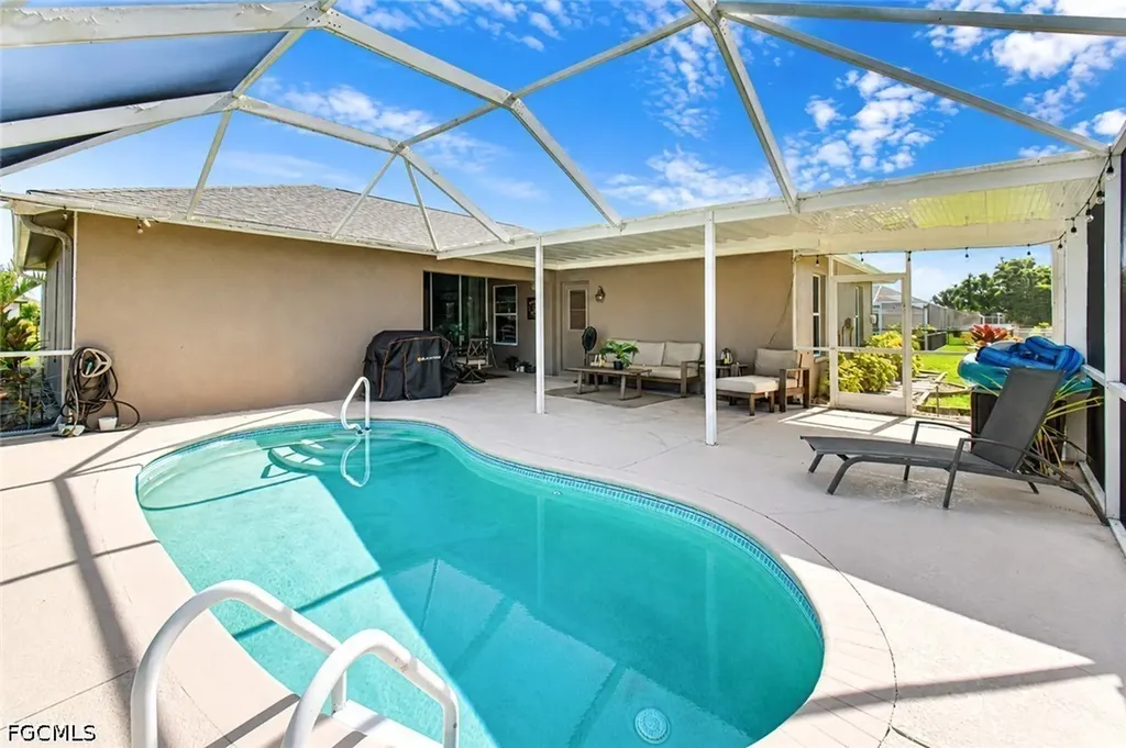 1215 SW 31st Terrace Cape Coral FL 33914