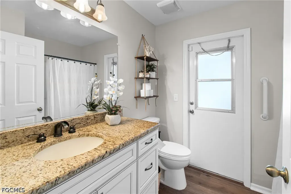 1215 SW 31st Terrace Cape Coral FL 33914