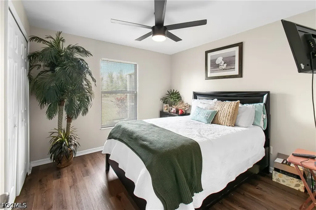 1215 SW 31st Terrace Cape Coral FL 33914
