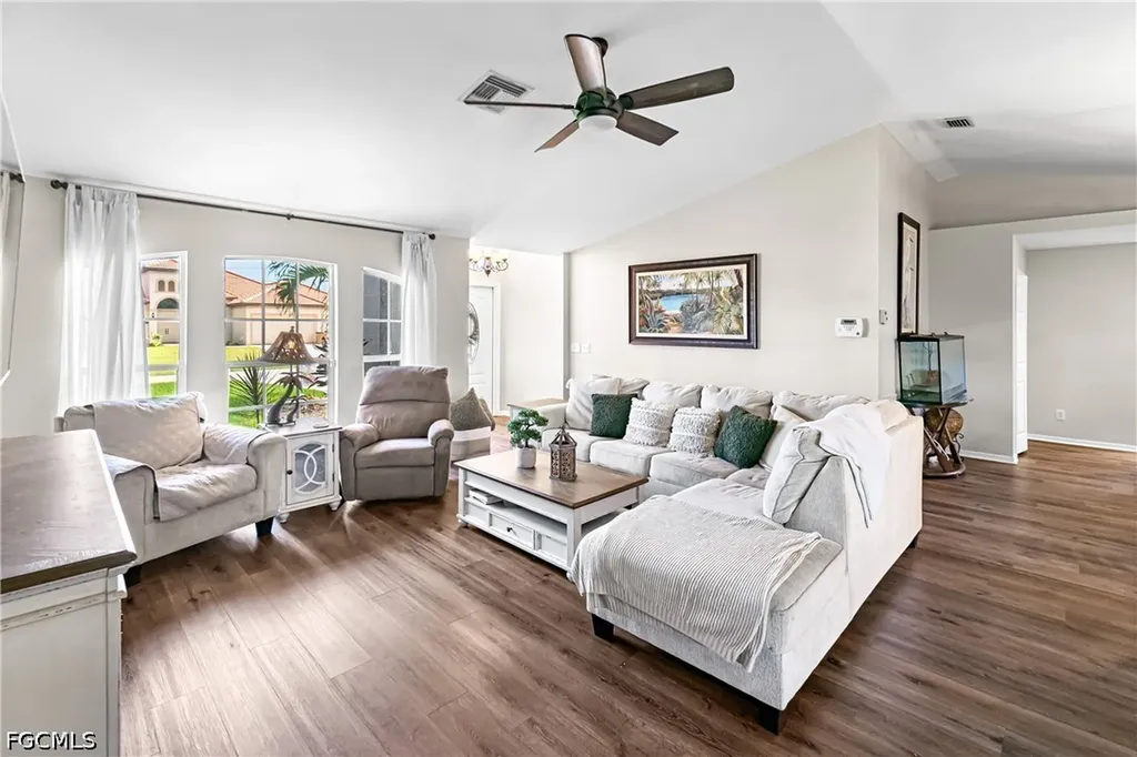 1215 SW 31st Terrace Cape Coral FL 33914