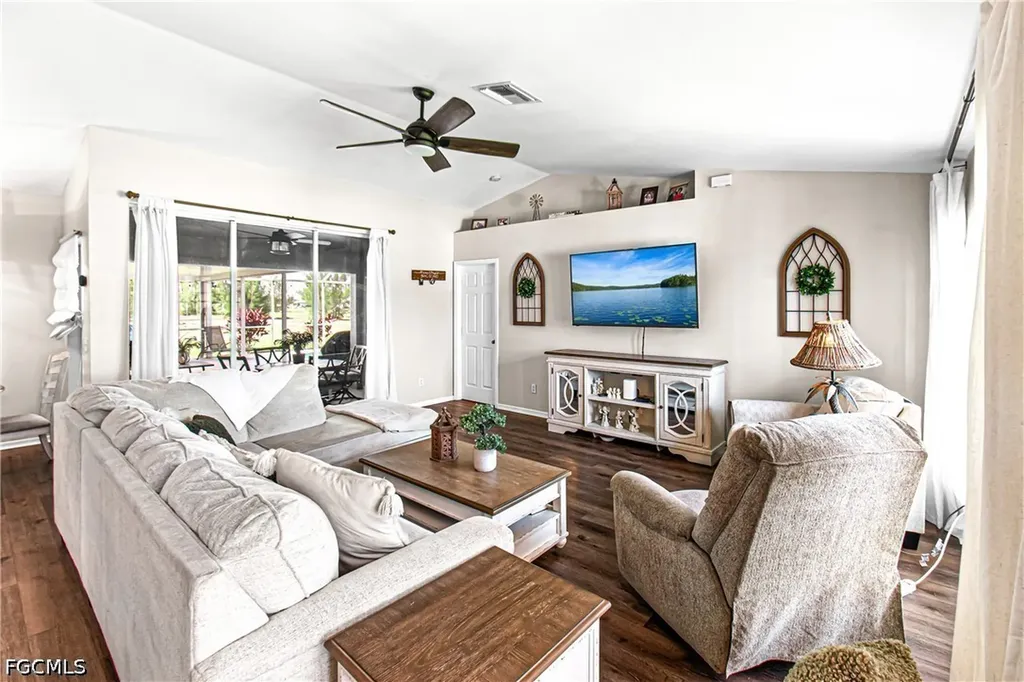 1215 SW 31st Terrace Cape Coral FL 33914