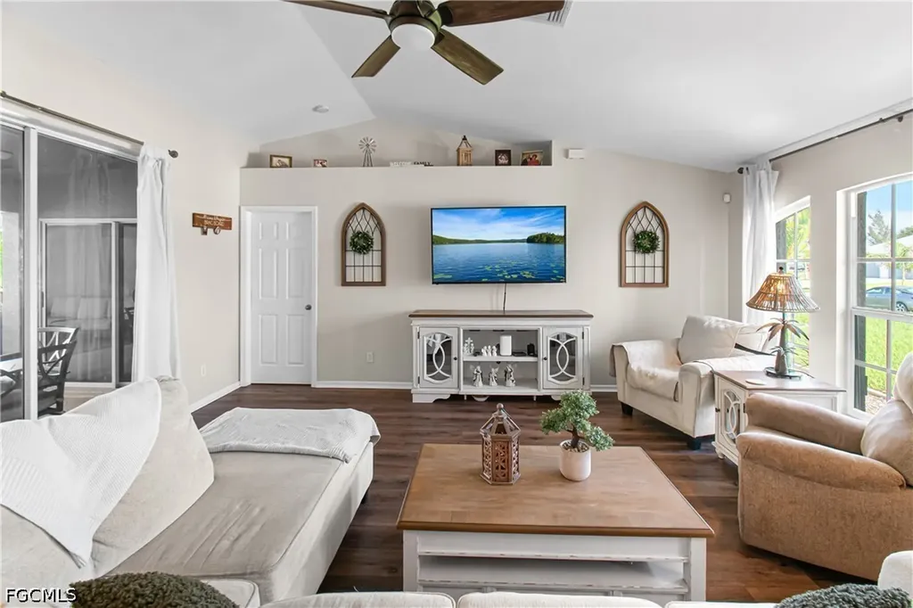 1215 SW 31st Terrace Cape Coral FL 33914