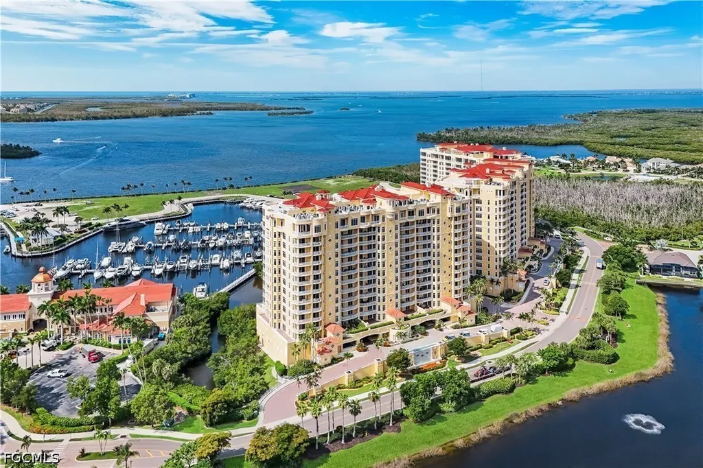 6021 Silver King Boulevard Cape Coral FL 33914