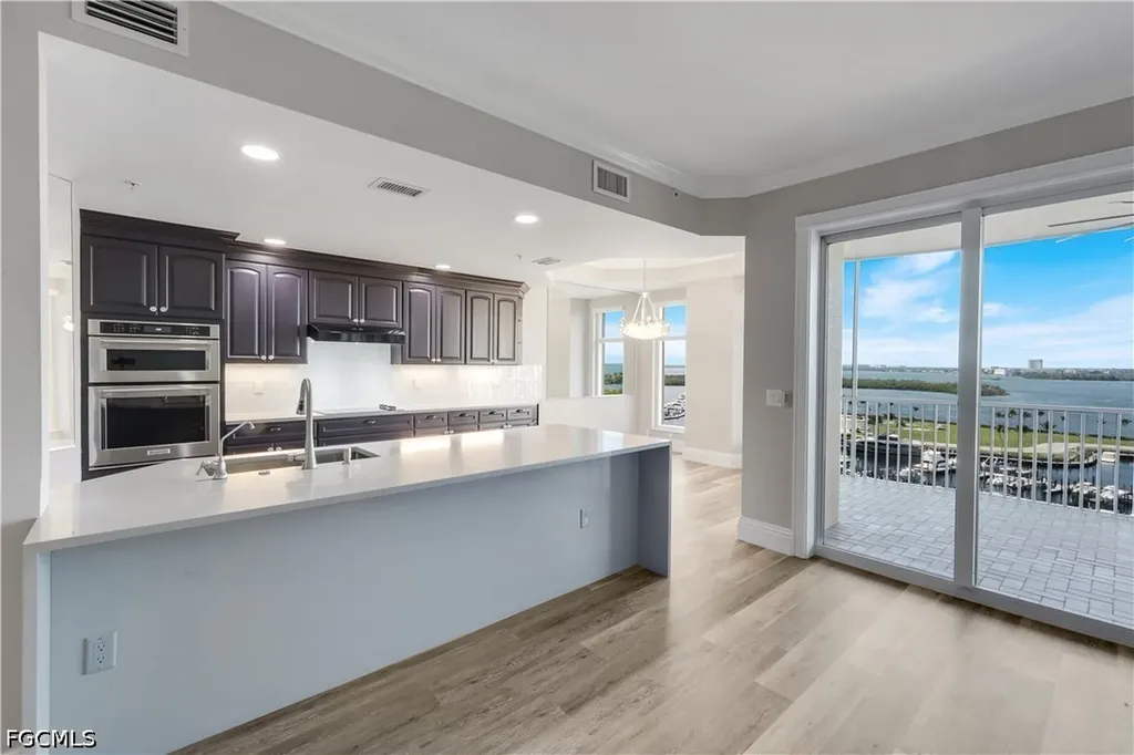 6021 Silver King Boulevard Cape Coral FL 33914
