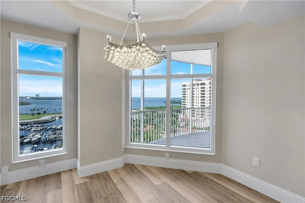 6021 Silver King Boulevard Cape Coral FL 33914