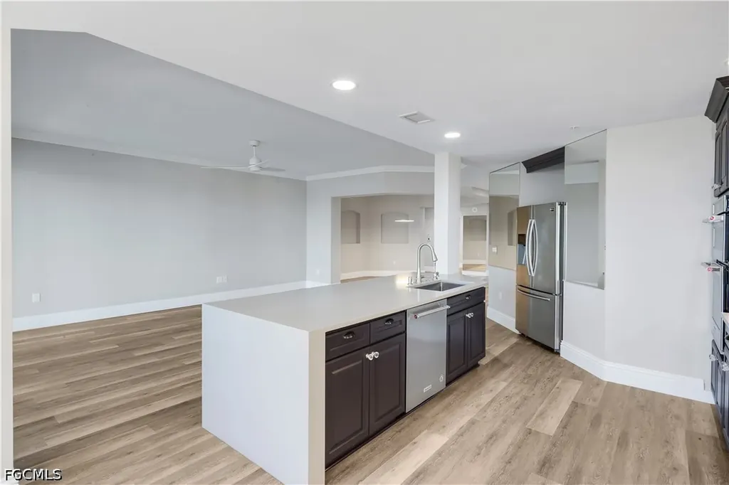 6021 Silver King Boulevard Cape Coral FL 33914