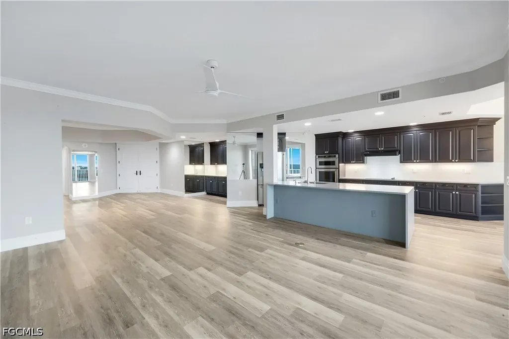 6021 Silver King Boulevard Cape Coral FL 33914