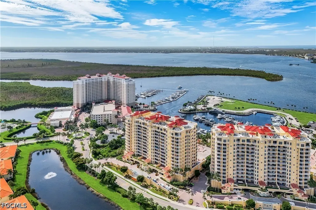 6021 Silver King Boulevard Cape Coral FL 33914