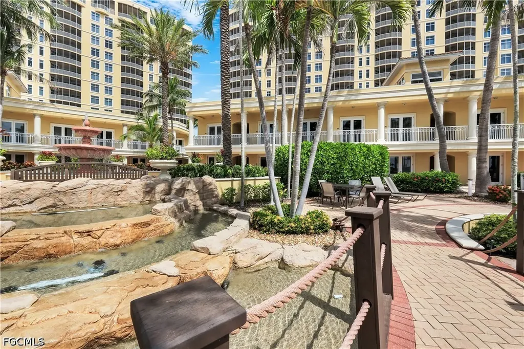 6021 Silver King Boulevard Cape Coral FL 33914
