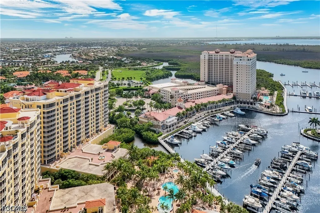 6021 Silver King Boulevard Cape Coral FL 33914
