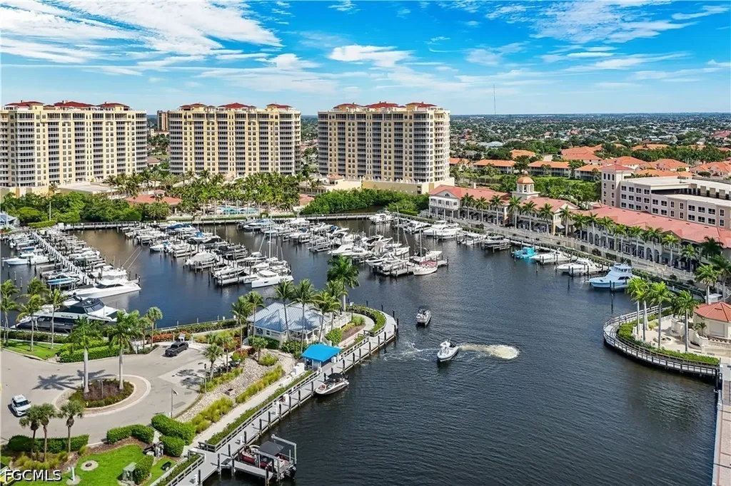 6021 Silver King Boulevard Cape Coral FL 33914