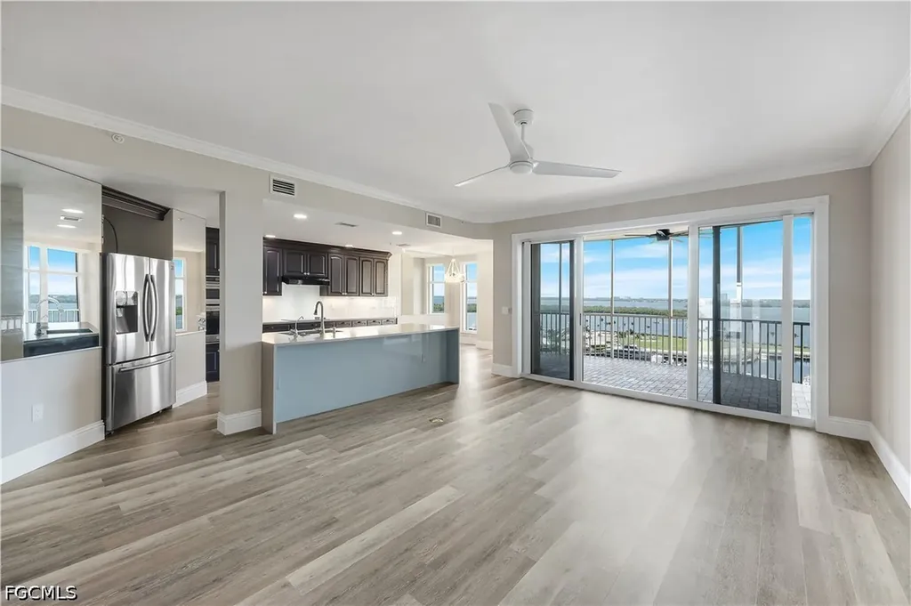 6021 Silver King Boulevard Cape Coral FL 33914