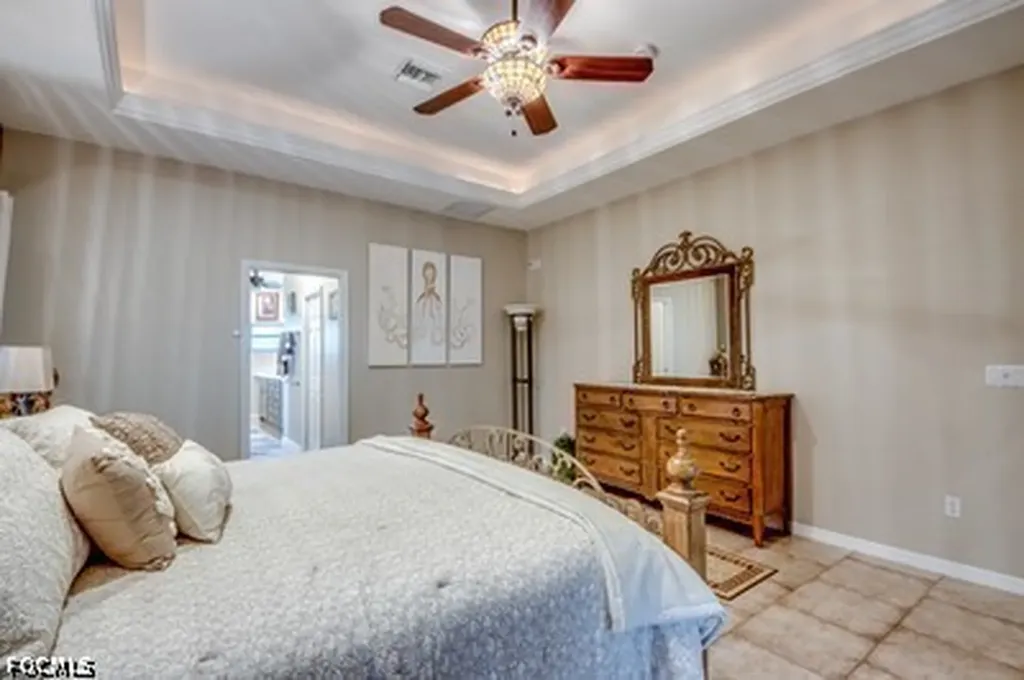 2804 NE 3rd Avenue Cape Coral FL 33909