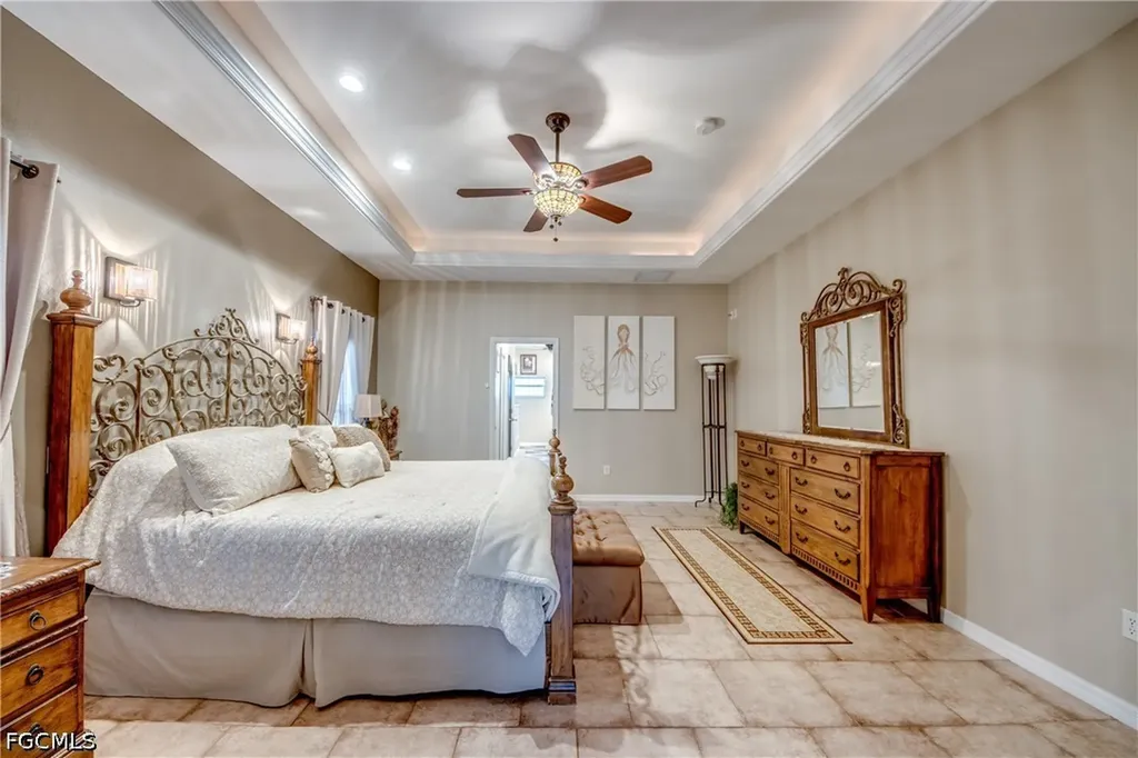 2804 NE 3rd Avenue Cape Coral FL 33909
