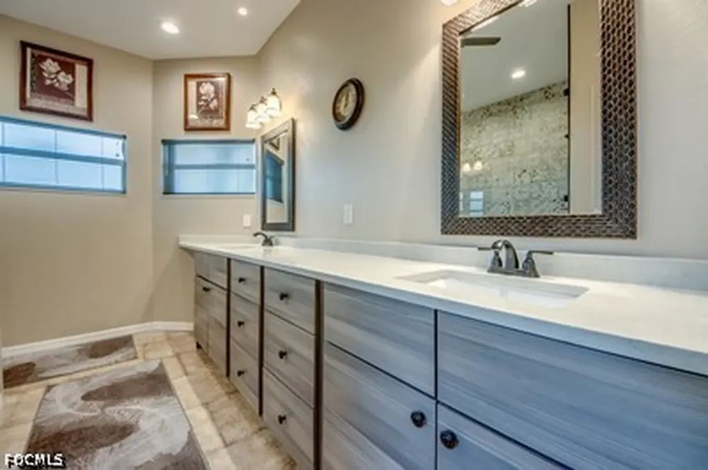 2804 NE 3rd Avenue Cape Coral FL 33909