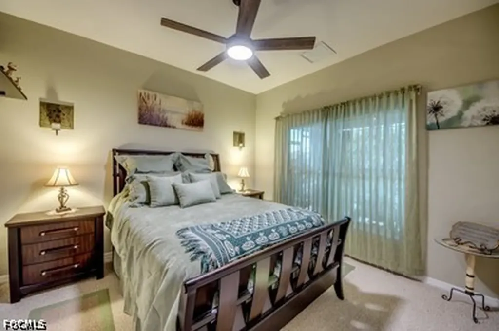 2804 NE 3rd Avenue Cape Coral FL 33909