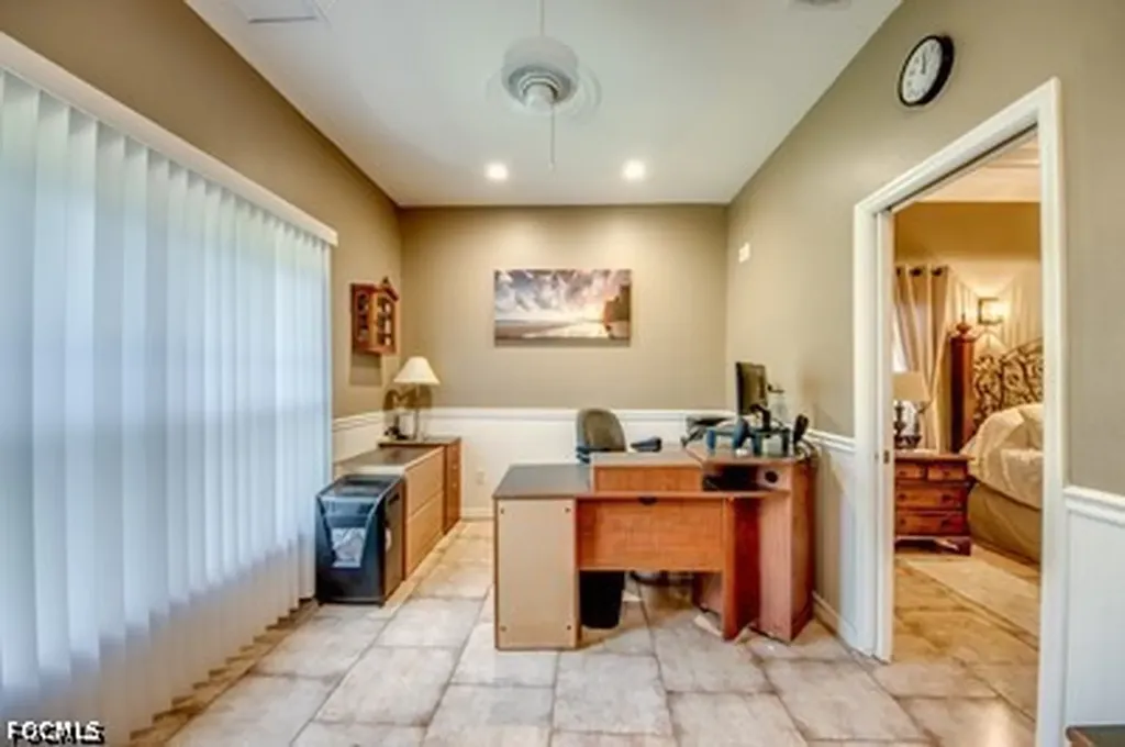 2804 NE 3rd Avenue Cape Coral FL 33909