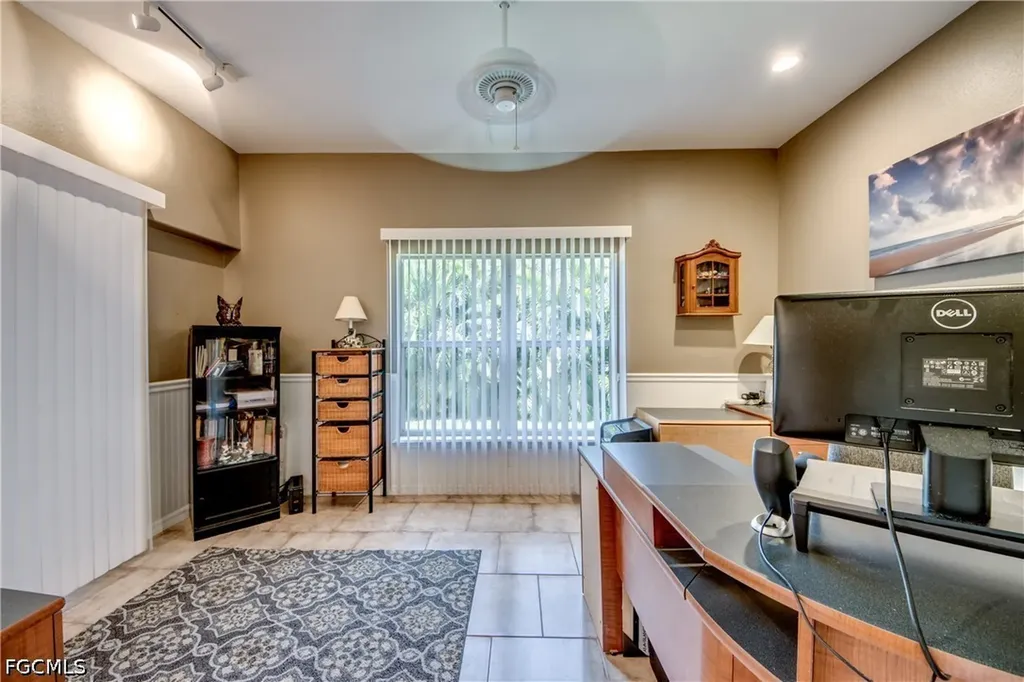 2804 NE 3rd Avenue Cape Coral FL 33909