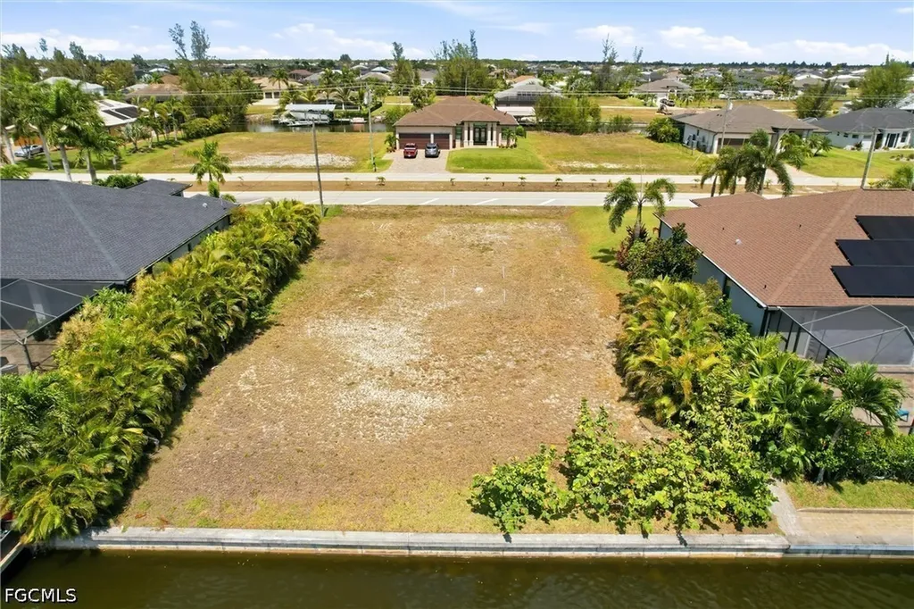 1722 Old Burnt Store Road N Cape Coral FL 33993