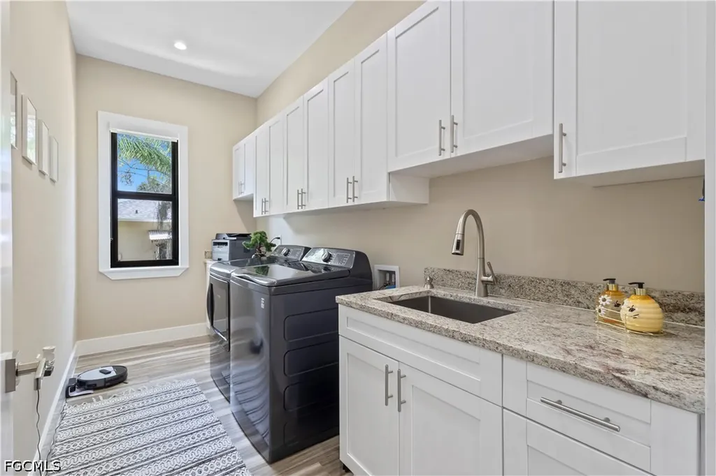 2123 19th Street SW Naples FL 34117