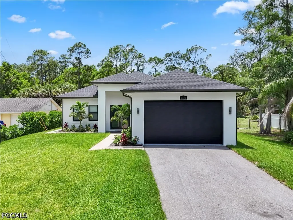 2123 19th Street SW Naples FL 34117
