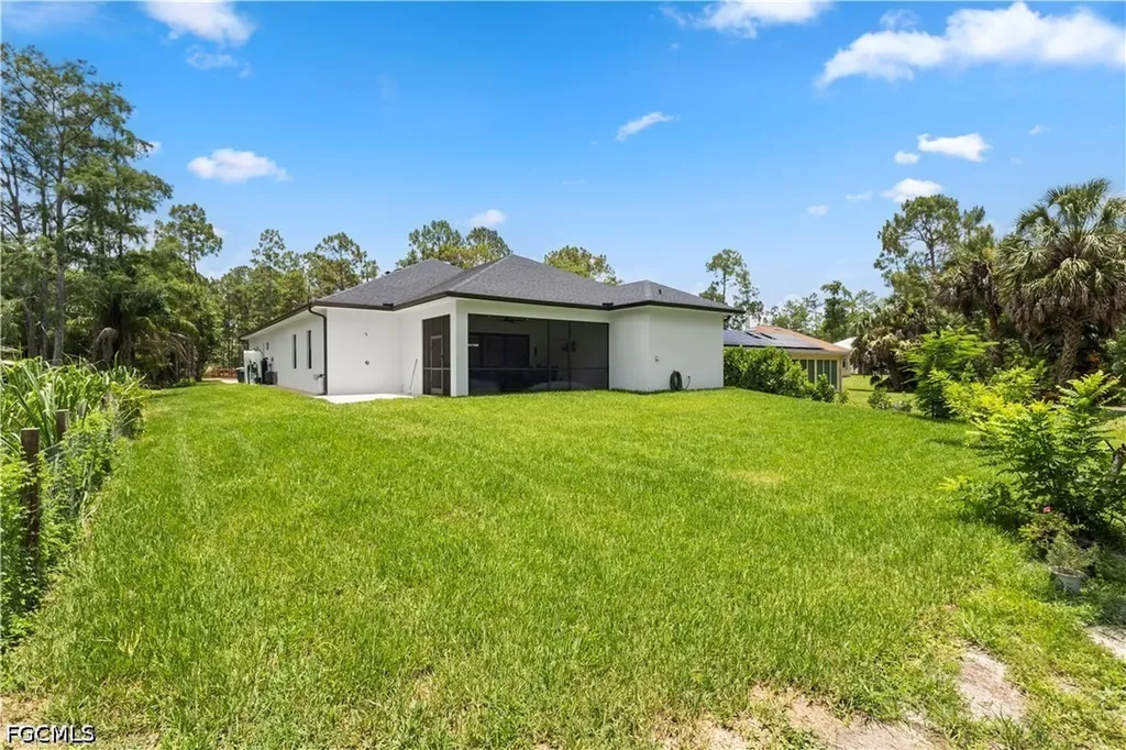 2123 19th Street SW Naples FL 34117