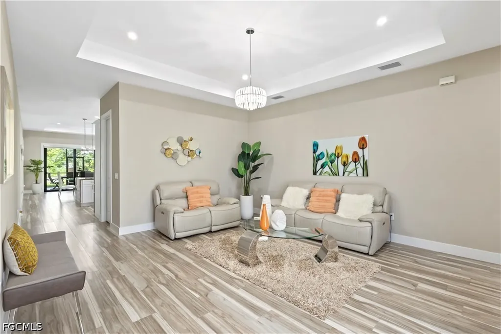 2123 19th Street SW Naples FL 34117