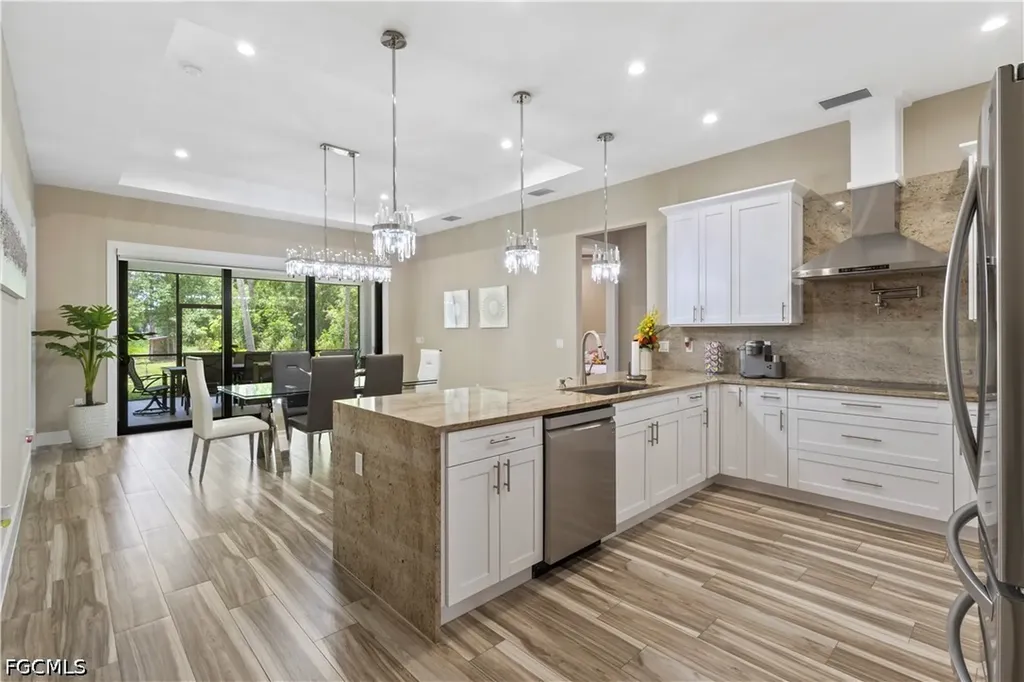 2123 19th Street SW Naples FL 34117