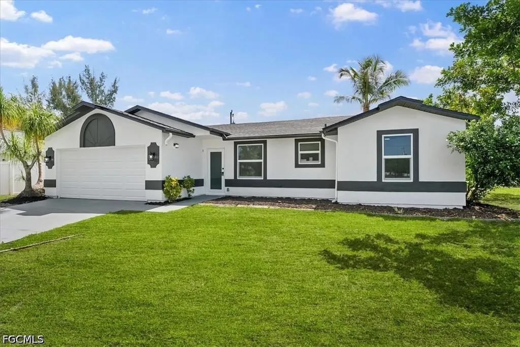 2931 SW 11th Court Cape Coral FL 33914